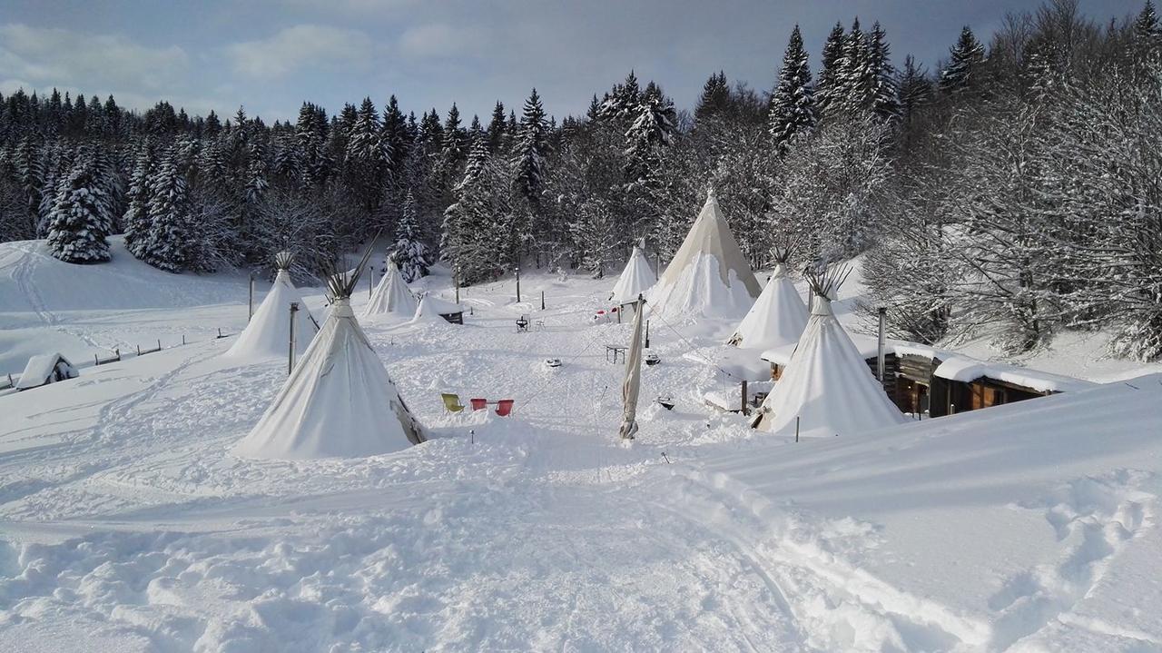 La Féclaz Village Tipi المظهر الخارجي الصورة