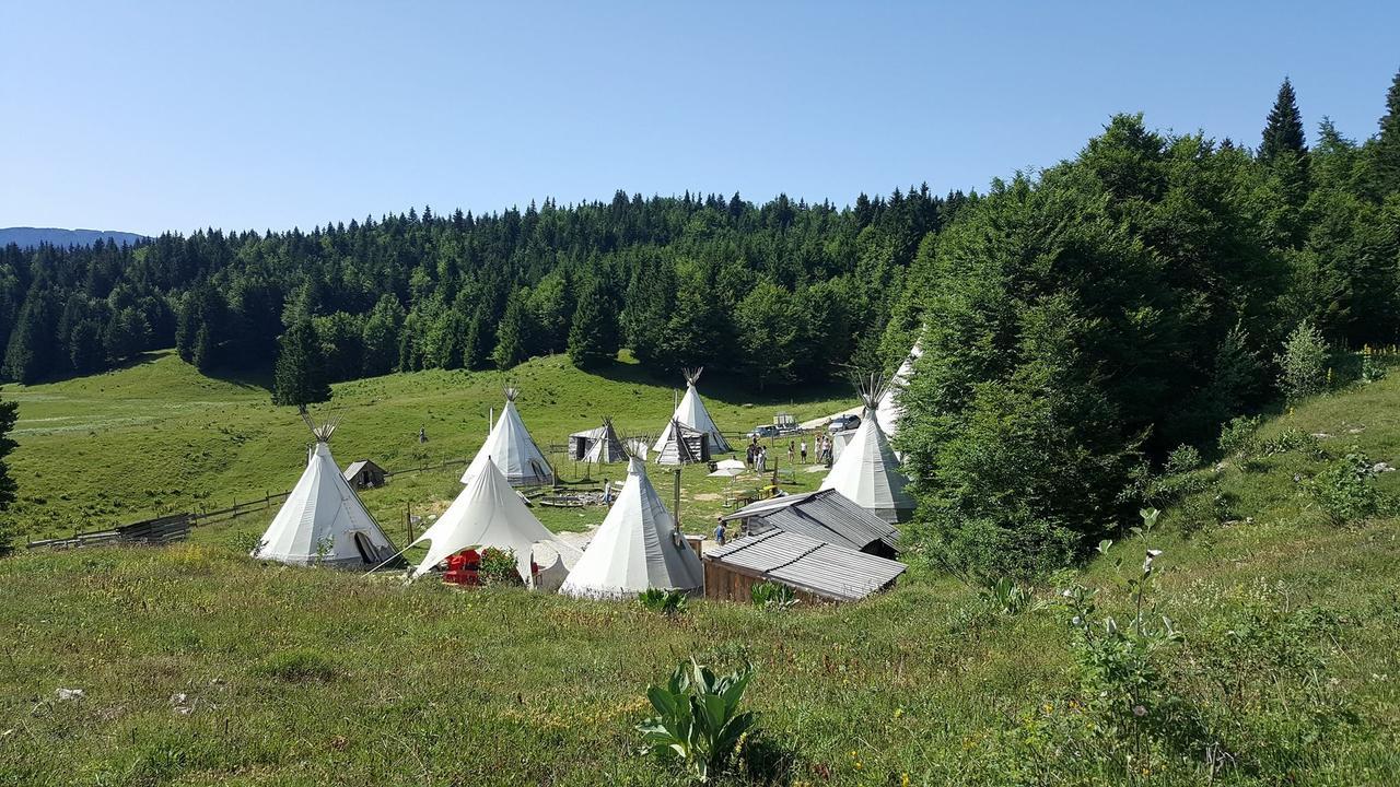 La Féclaz Village Tipi المظهر الخارجي الصورة
