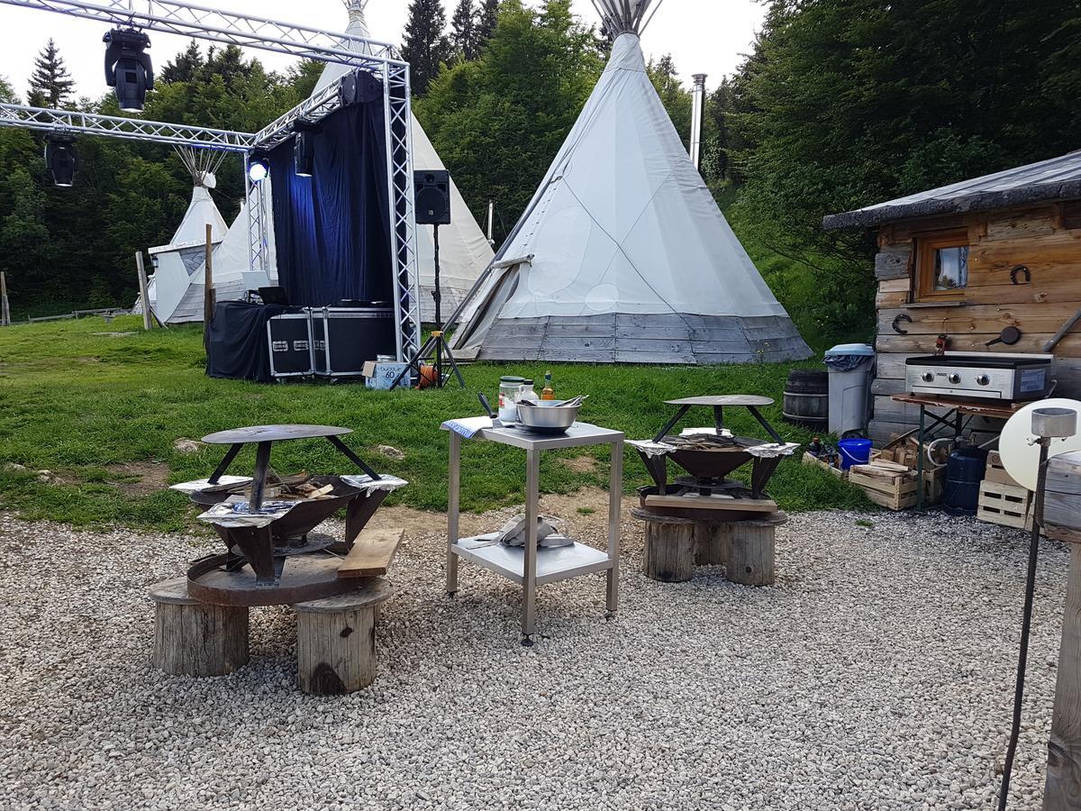 La Féclaz Village Tipi المظهر الخارجي الصورة